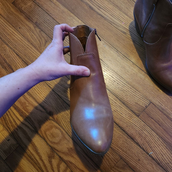 Frye Jennifer Cognac Brown Leather Ankle Booties - Picture 10 of 12